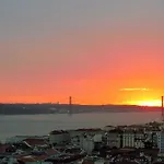 Downtown, Cozy Apartment In Lisbon